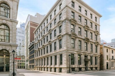 The Alexander Hotel - Old Montreal