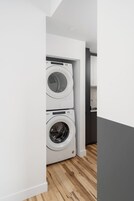 Smart TV 65 pulgadas con canales de televisión digitales, Netflix, Hulu