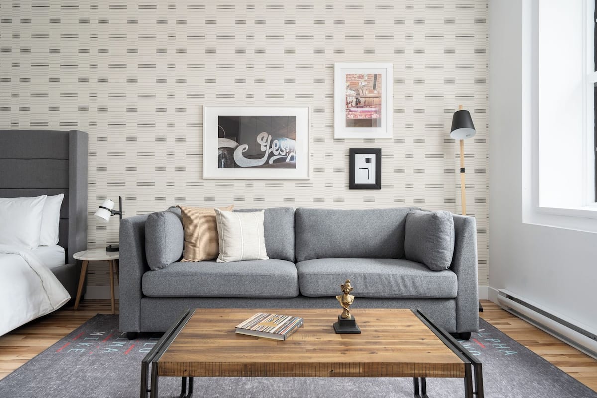 65-inch Smart TV with digital channels, Netflix, Hulu