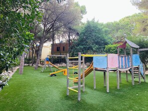 Children’s area - Nice apartment 100 meters from the sea (Santa Margherita di Pula)