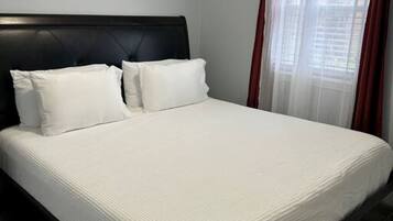 3 chambres, fer et planche Ă repasser, Wi-Fi, draps fournis