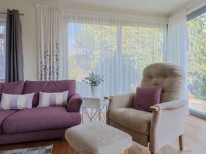 Cottage | Khu phòng khách