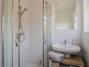 Cottage | Interior - Fluta (Seaton)