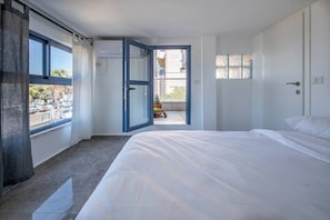 4 chambres, fer et planche à repasser, Wi-Fi gratuit, draps fournis