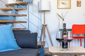 Interior - PORT CITY - Beachfront 3 bdrms apartment+MAMAD (Haifa)