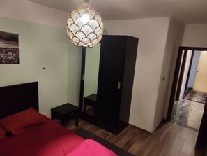 3 chambres, fer et planche à repasser, Wi-Fi