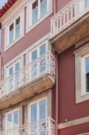 Exterior detail - Gran Cruz Apartments (Vila Nova de Gaia)