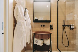 Family Apartment | Bathroom | Hair dryer, soap, shampoo, toilet paper