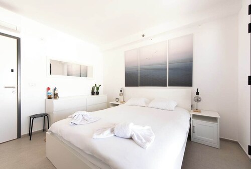 PORT CITY- Sea View 2 Bdrms Apt W/Balcony+MAMAK #5