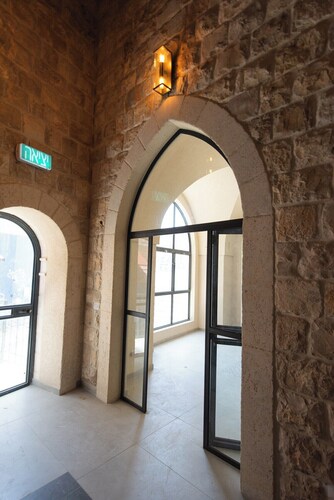 PORT CITY - Flea Market Luxury 2 Bdrm W/ 2 Balcony