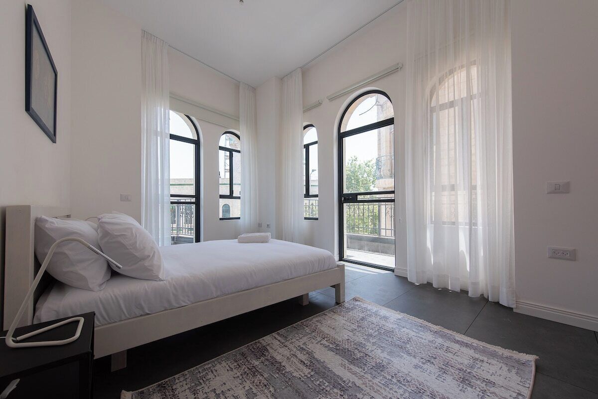 熨斗/熨衣板、WiFi、床单