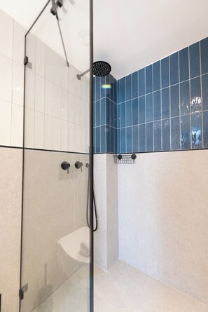 Towels - PORT CITY HAIFA-Urbanic Loft Heart of Haifa Dwntwn (Haifa)