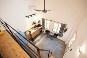 Interior - PORT CITY HAIFA -  Downtown Urban Oasis w Yard (Haifa)