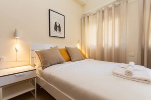 2 bedrooms, iron/ironing board, free WiFi, bed sheets - PORT CITY HAIFA-Downtown Studio211 (Haifa)