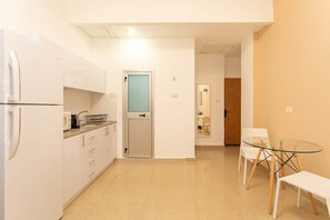 Dining - PORT CITY HAIFA - studio 214 (Haifa)