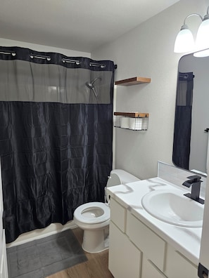 Towels, soap, shampoo, toilet paper - Downstairs Apt 2-Bedroom Stay by Downtown Hotspots (Bellingham)