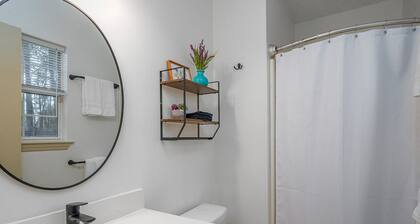 Southern Getaway near Downtown Savannah & Tybee