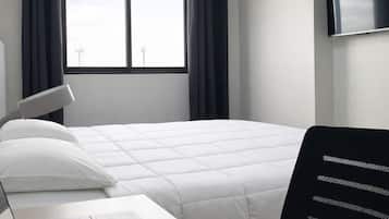 Dobbeltrom – executive | Safe på rommet, skrivebord og skrivebord for bærbar PC