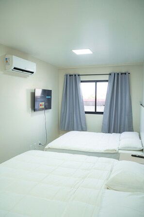 Coffres-forts dans les chambres, bureau