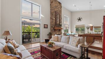Smart TV, fireplace, books
