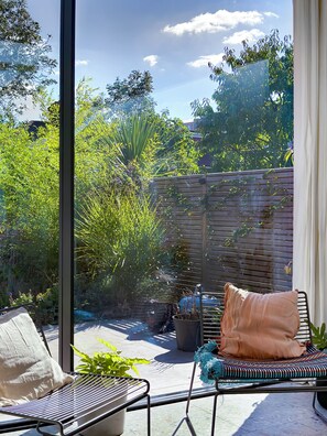 Interior - Large, architect designed family home with garden close to tube in North London (London)