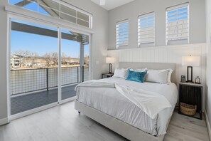 3 habitaciones, escritorio, tabla de planchar con plancha y wifi gratis 