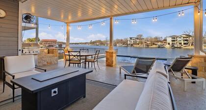 GiGi's Jewel +Lakefront +Elevator +Pool +Golf +Fun