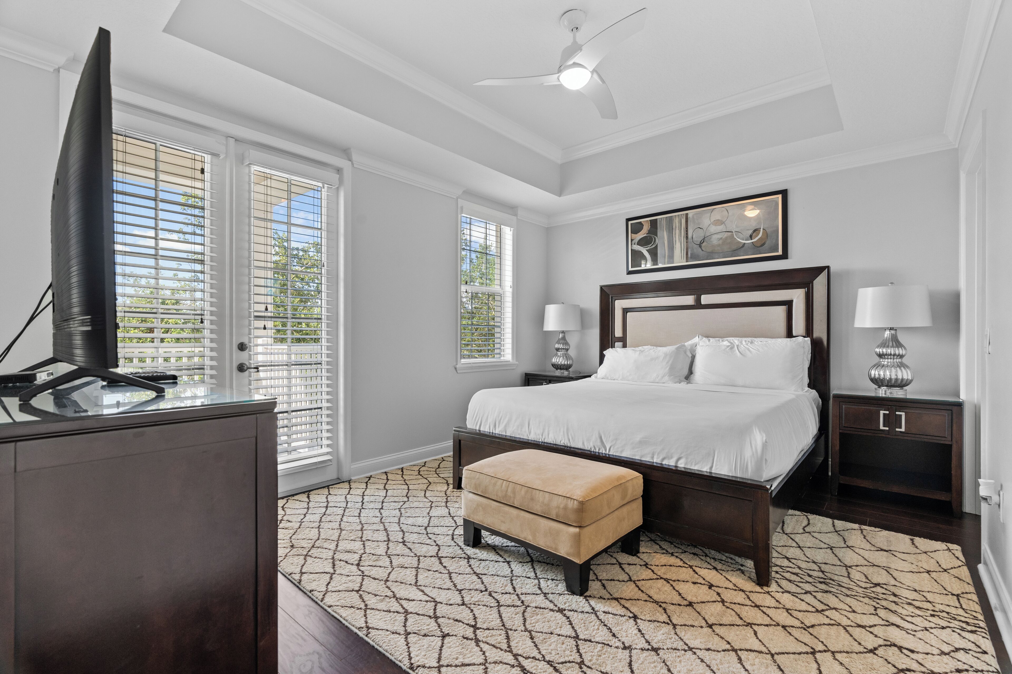 Strykejern/-brett, wi-fi og sengetøy