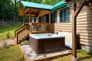 Bain à remous extérieur