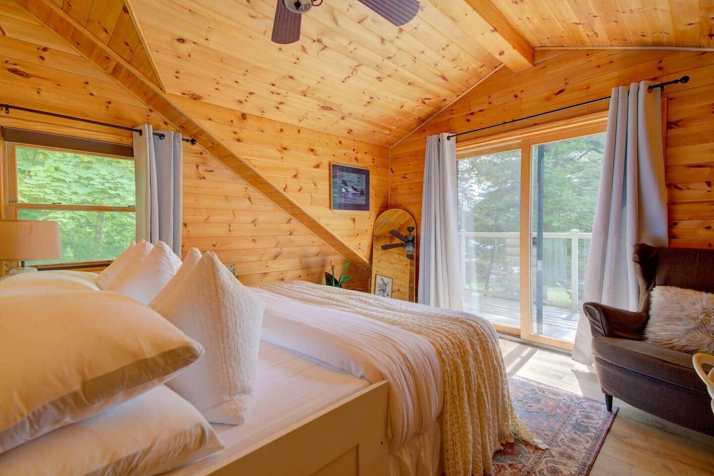 3 Schlafzimmer, Schreibtisch, Bügeleisen/Bügelbrett, Reisekinderbett