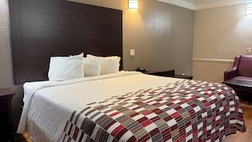 Desk, iron/ironing board, free WiFi, bed sheets