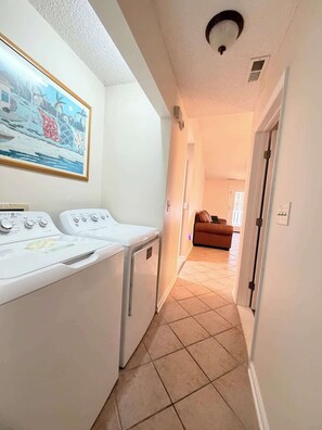 Interior - Cozy 2-Bedroom Duplex in Little River (Little River)