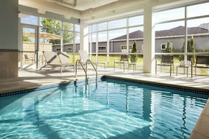 Indoor pool - Springhill Suites By Marriott Madison Fitchburg (Madison)