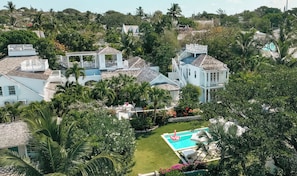 Exterior - Spacious Newly Renovated 5-bedroom Compound in Dunmore Town, Harbour Island (Dunmore Town)
