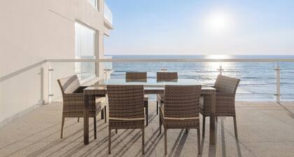 3BDR Ocean front luxury APT in Acapulco Diamante