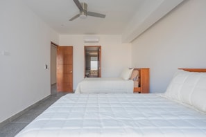 3 habitaciones, tabla de planchar con plancha y wifi gratis 