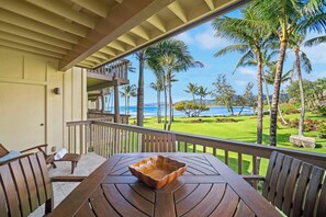 Outdoor dining - NEW! Beachfront 2-Bedroom Ocean View Oasis w/ Pool (Kapaʻa)