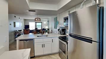 Condo (2 Bedrooms) | Servicio de la propiedad