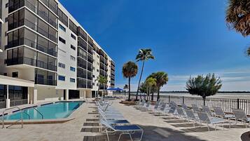 Condo (2 Bedrooms) | Servicio de la propiedad