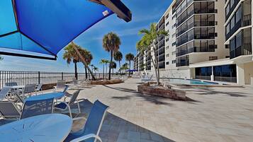 Condo (2 Bedrooms) | Servicio de la propiedad