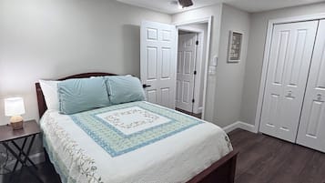 3 habitaciones, escritorio, wifi gratis y ropa de cama