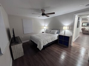 3 Schlafzimmer, Schreibtisch, Bügeleisen/Bügelbrett, kostenloses WLAN