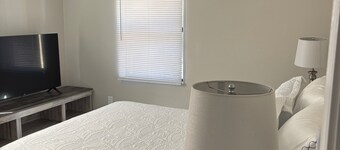  The Happy Place, a Charming & Cozy 3-bedroom home in the heart of Sneads, FL.