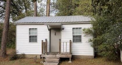 Rawson Circle Cottage