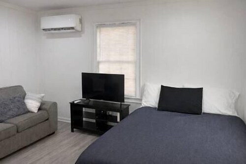 Rawson Circle Cottage