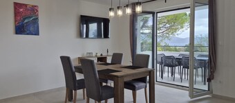 Modern furnished apartment for 4 persons, beautiful sea view.
