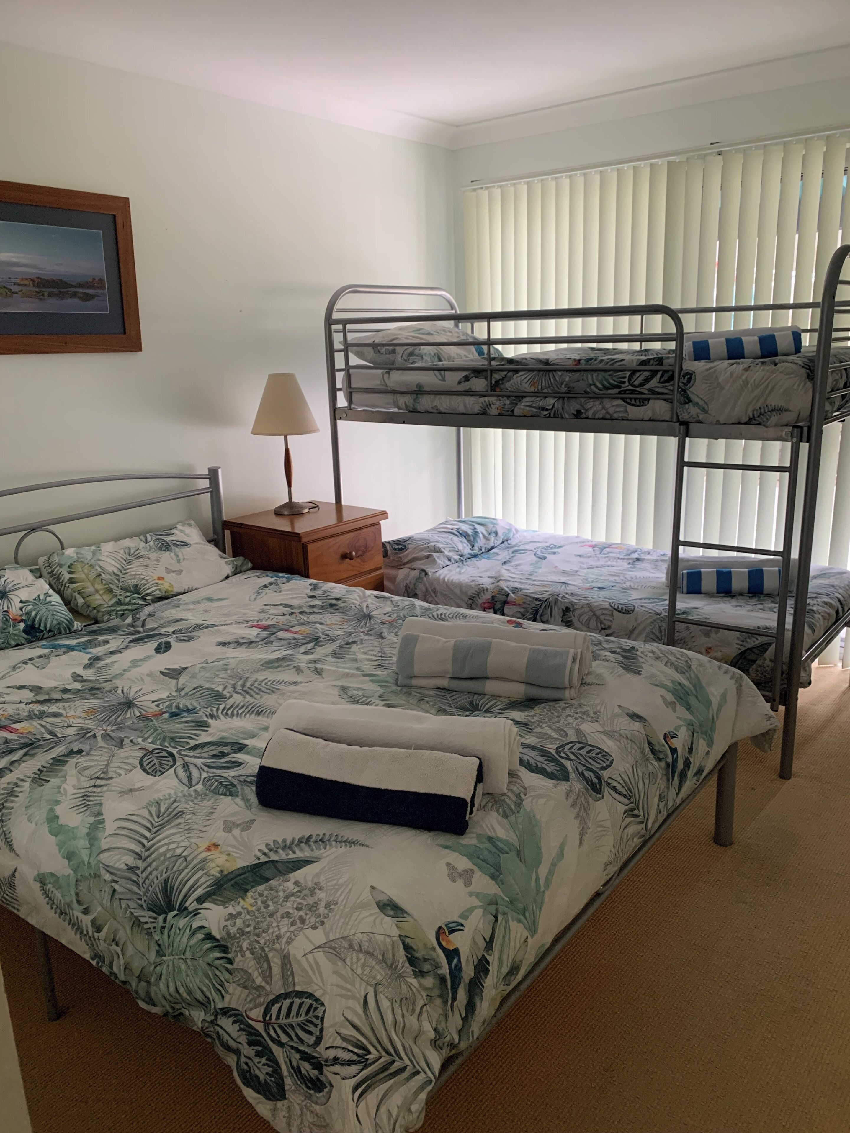 Strykejern/-brett og sengetøy