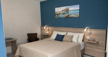 Modern room a few meters from the sea