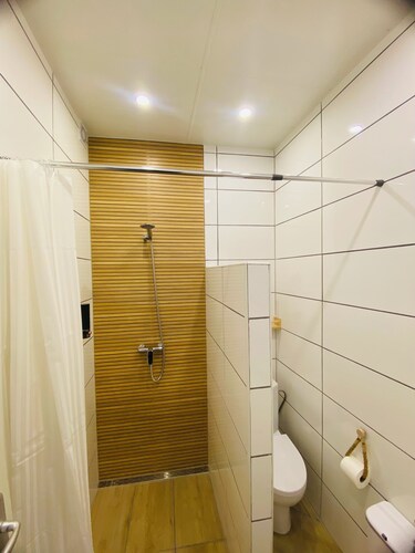 Schöne gemütliche 2 Zimmer Ferienwohnung Apartment Holzappel Herthasee