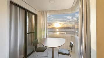 Luxury-Apartment, Strandblick | Speisen